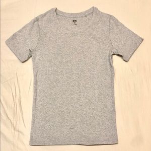 ❤️Women Uniqlo XS Light Gray T Shirt Cotton